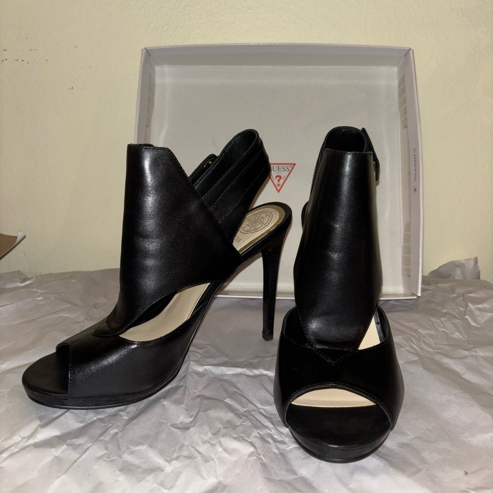 Guess Elegant Black Open-Toe Heels - Picture 2 of 9